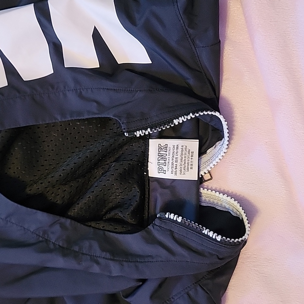 Black jacket - Picture 6 of 6